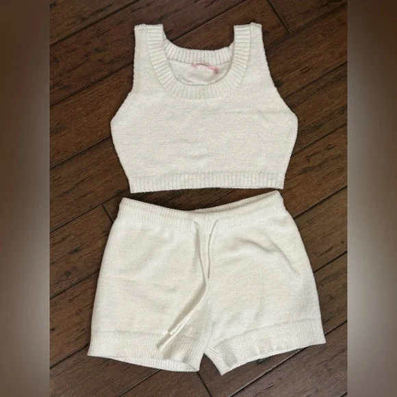 La Vie En Rose Soft White Knit Set Top L Shorts Small - Picture 1 of 8